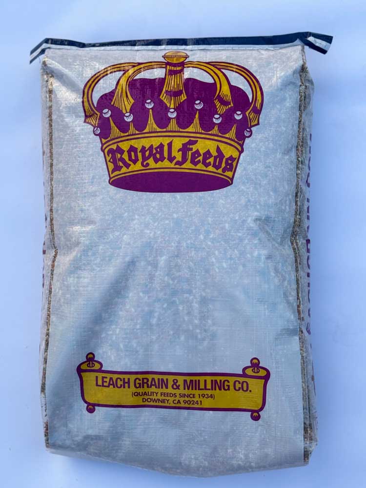 Large Hookbill 25lbs